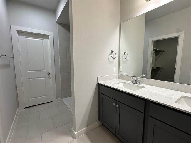 Building Photo - 17010 Lantana Lp