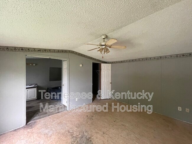 Building Photo - 225 Hillsdale Estates Ln