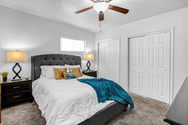 Building Photo - Furnished 3 bedroom, 2 bath home in Northeast El Paso!