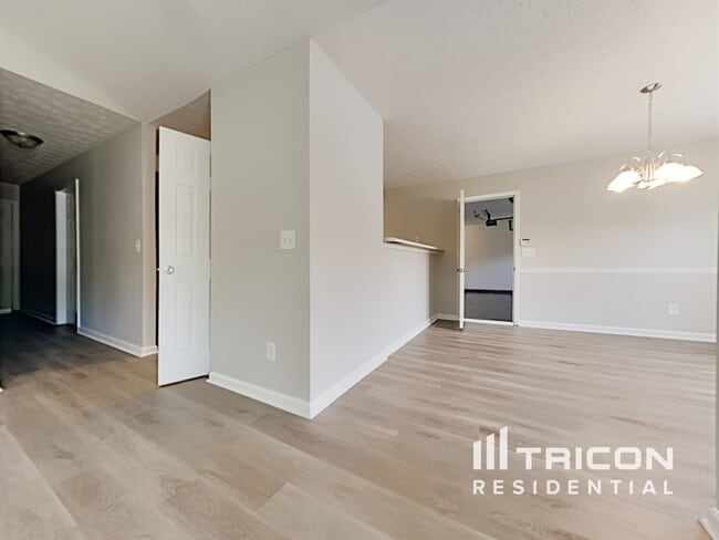 Building Photo - 170 Patterson Way