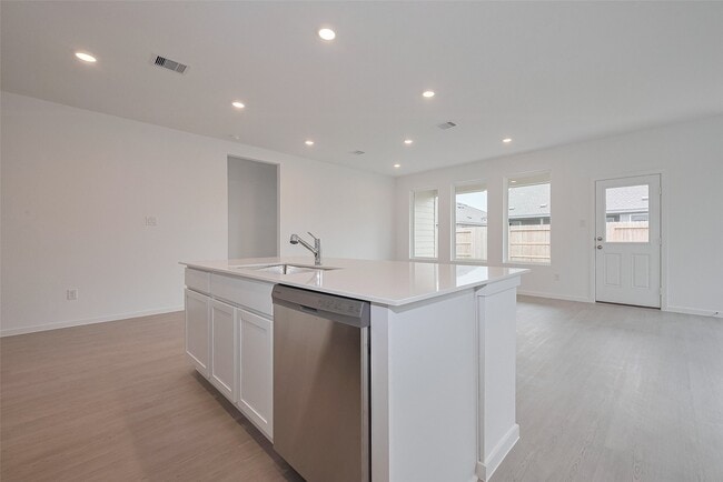 Building Photo - 21722 Colonial Medow Creek Trl