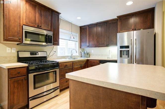 Building Photo - 1322 SE 84th Ave