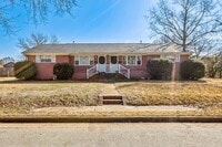 Building Photo - Hampton Duplex 2bed 1 bath