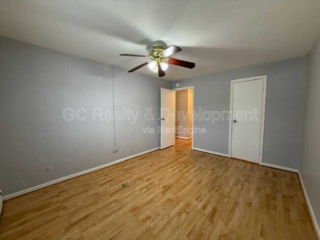 Building Photo - 1180 Meadow Ln
