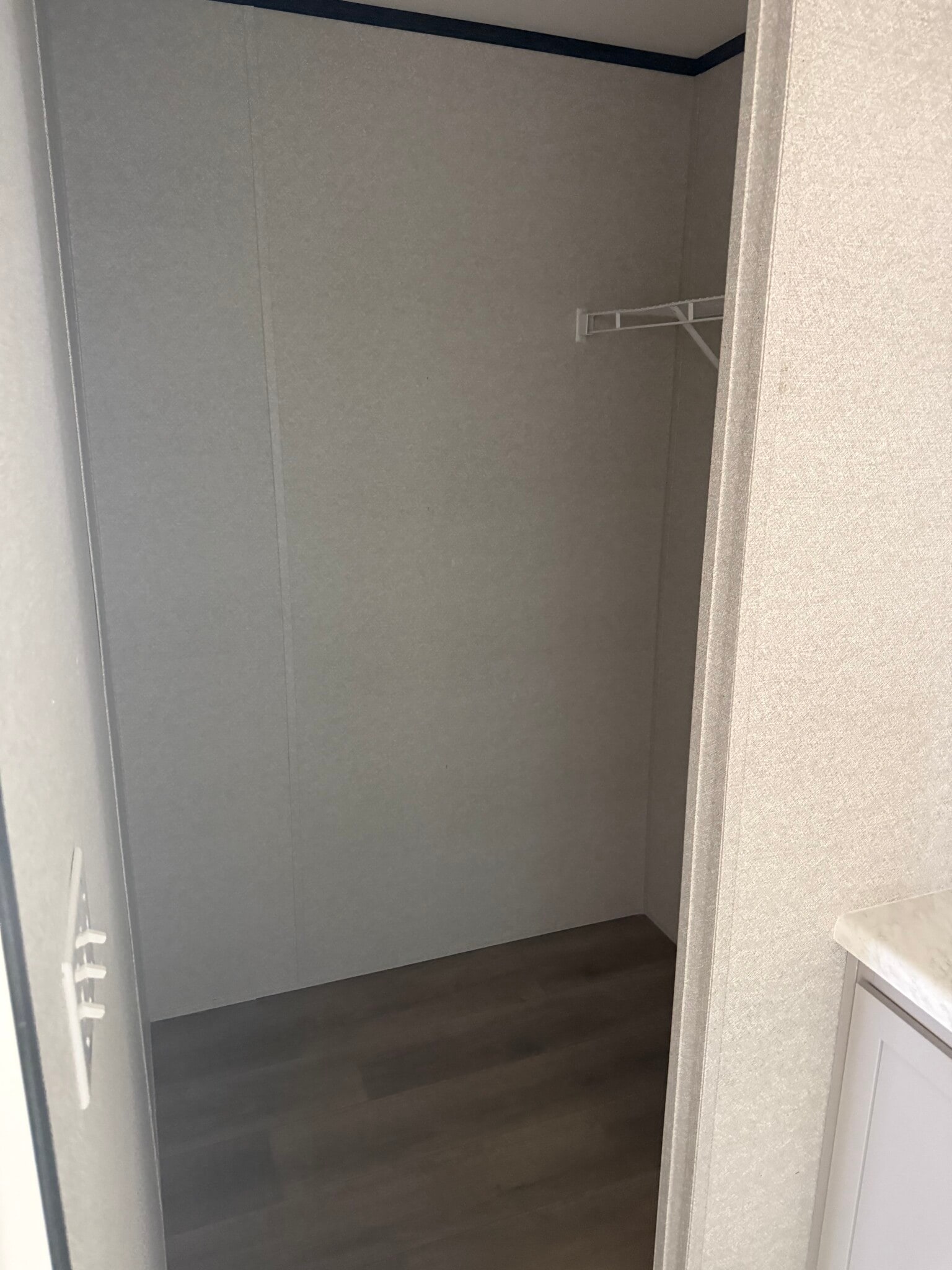 Building Photo - 6475 Colony Park Dr