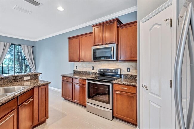 Building Photo - 5513 Kinglethill Dr
