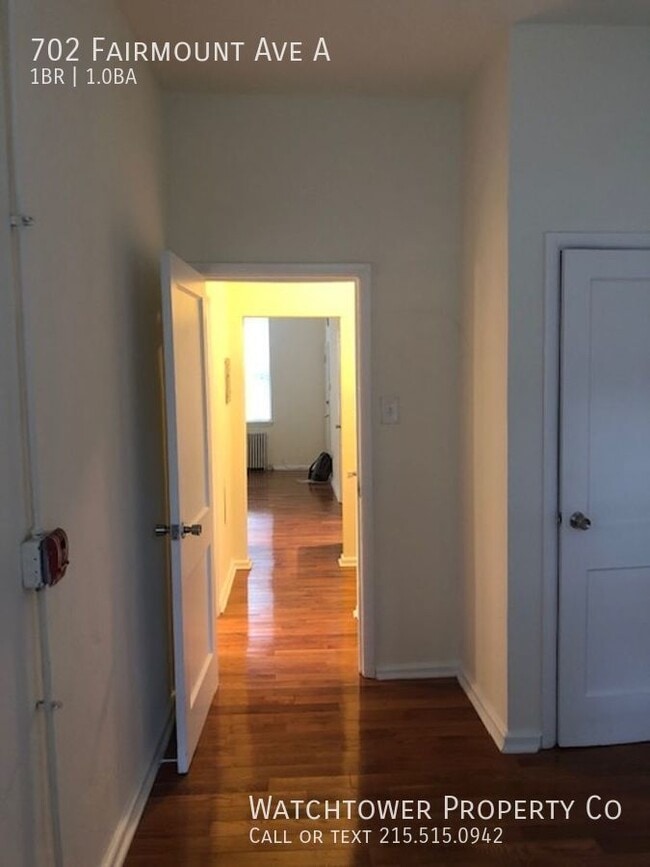 Building Photo - 702 Fairmount Ave