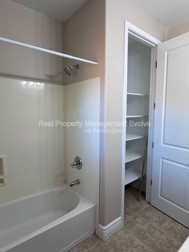 Building Photo - 27313 N 23rd Ln