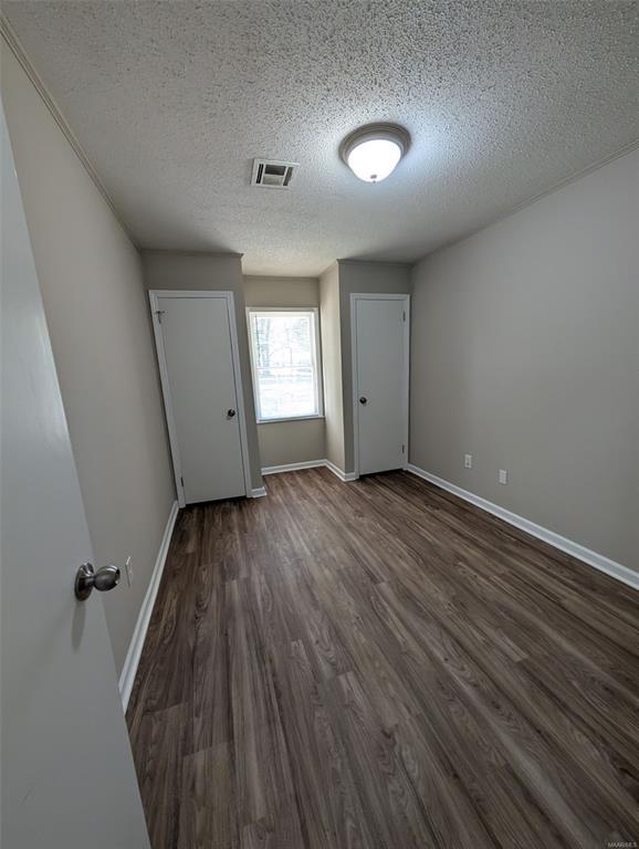 Building Photo - 2125 Edinburgh Dr