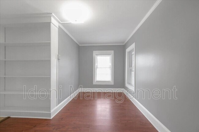 Building Photo - 70 Merchants Ave