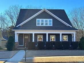 Building Photo - 4260 Sullivan St