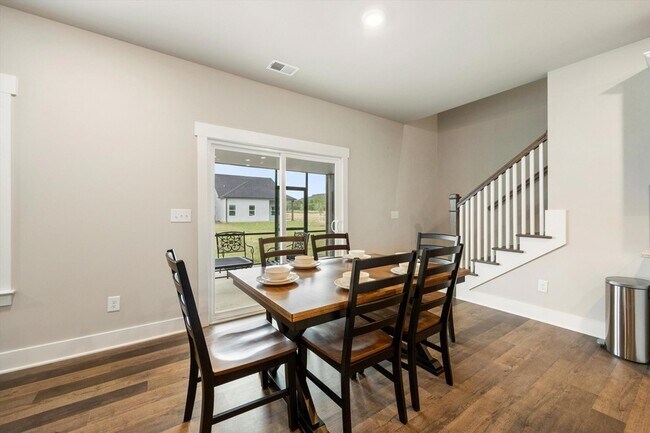 Building Photo - 2117 Firelight Wy