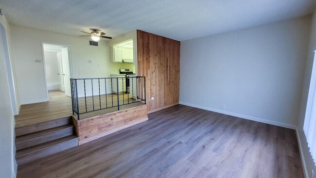 Primary Photo - Remodeled Upstairs 2 Bed 2 Bath Condo with...
