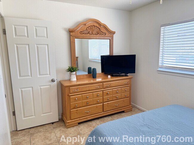 Building Photo - 6372 Cahuilla Ave