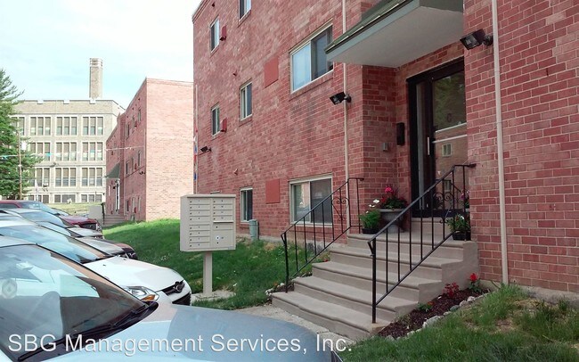 Building Photo - 126 W Allens Ln