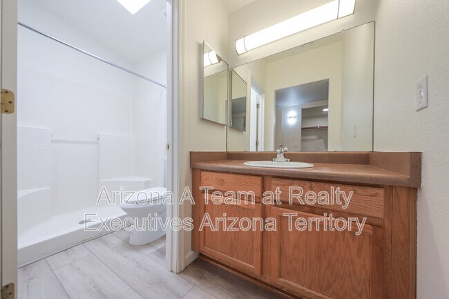 Building Photo - 3167 W Alexanderwood Dr