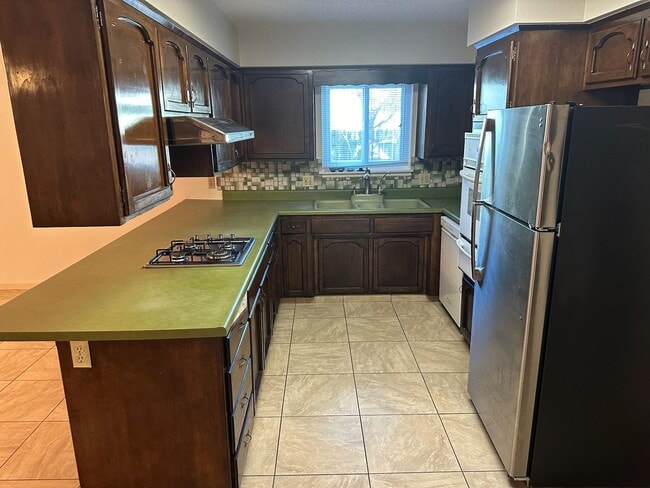 Building Photo - 1434 W Monte Vista Ave