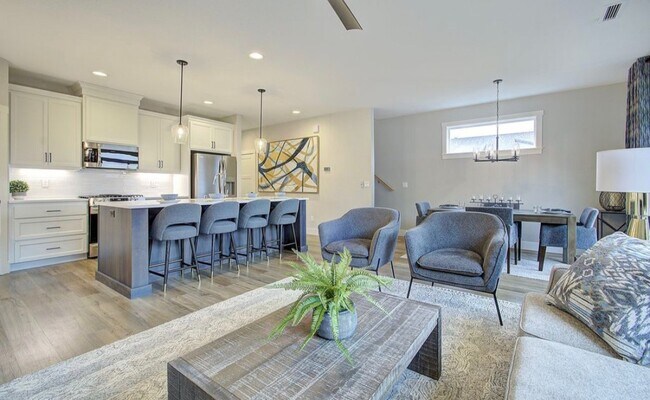 Building Photo - 12051 NE 109th St