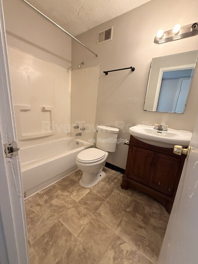 Building Photo - 6989 Cherry Blossom Dr