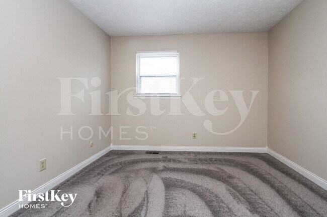 Building Photo - 1426 Moores Manor