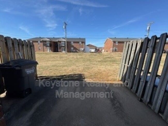 Building Photo - 3318 Royster Ln