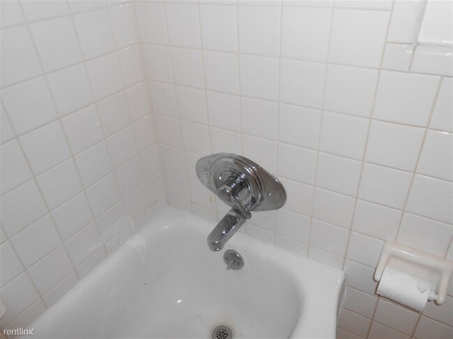 Building Photo - 1 br, 1 bath 4plex - 732 W Lincoln Ave 734...