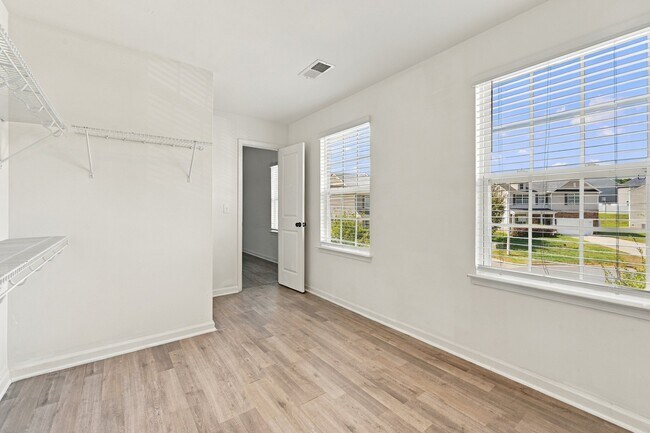 Building Photo - 129 Zulabelle Ct