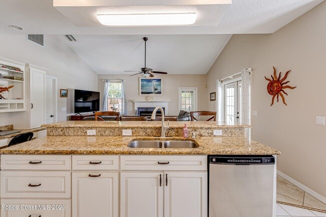 Building Photo - 2240 Marsh Harbor Ave