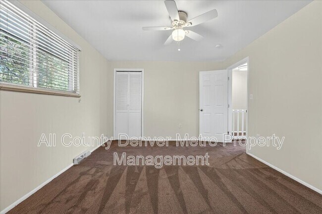 Building Photo - 5250 Garrison St