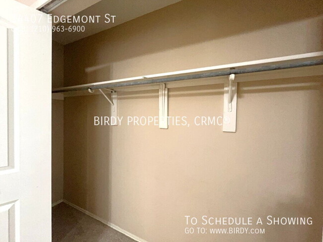 Building Photo - 14407 Edgemont St