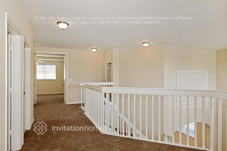 Building Photo - 16498 SW 85th Ln