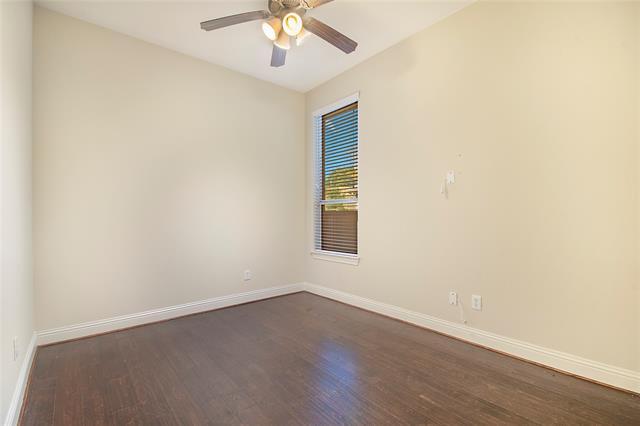 Building Photo - 904 Snyder Dr