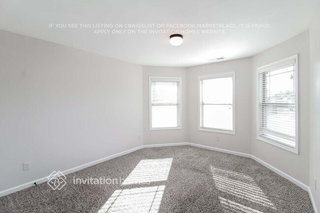Building Photo - 1549 Station Ridge Dr SE