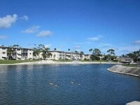 Building Photo - 2640 Garden Dr S