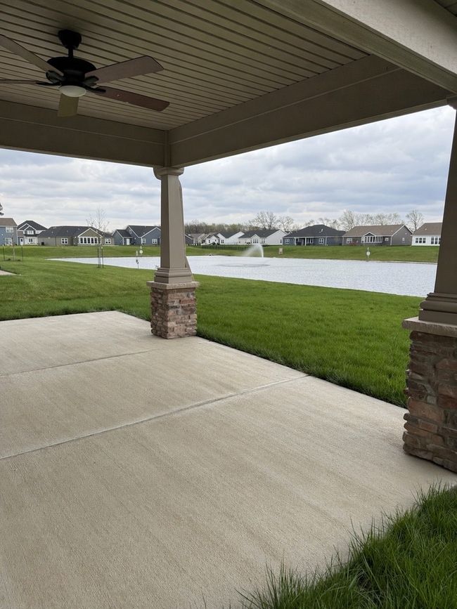 Building Photo - 4 BR WITH OFFICE