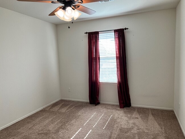 Building Photo - 2880 E Binner Dr