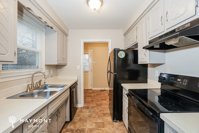 Building Photo - 731 Inver Ln