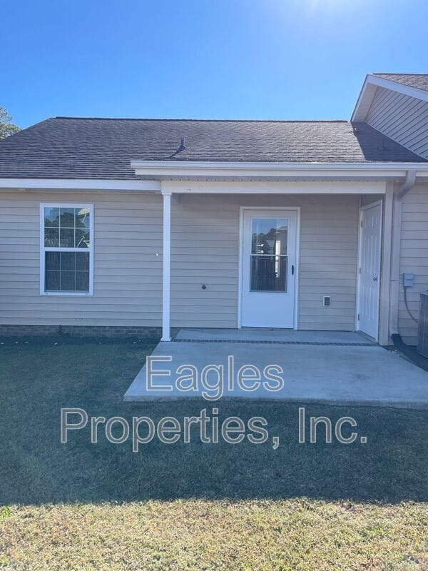 Building Photo - 2718 Hatteras Dr