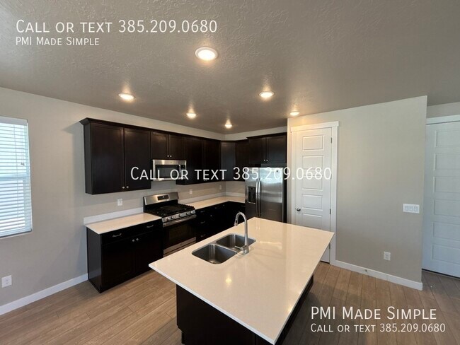 Building Photo - 3322 W 2410 N
