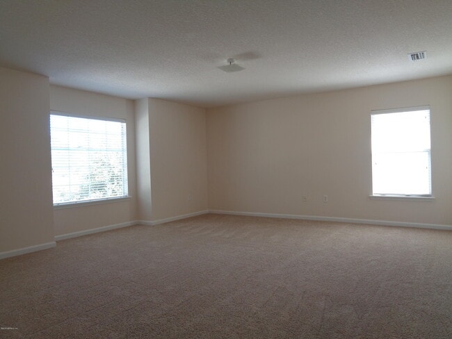 Building Photo - 682 Candlebark Dr