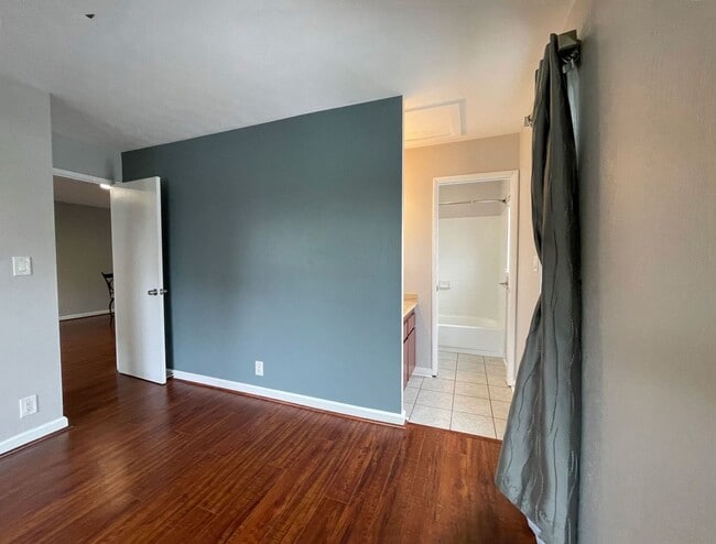 Building Photo - 355 Aoloa St
