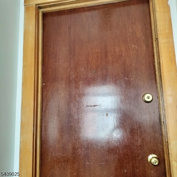 Building Photo - 41 Watson Ave