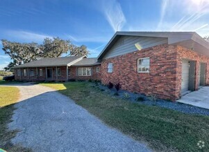 Building Photo - 1019 State Rd 540 W