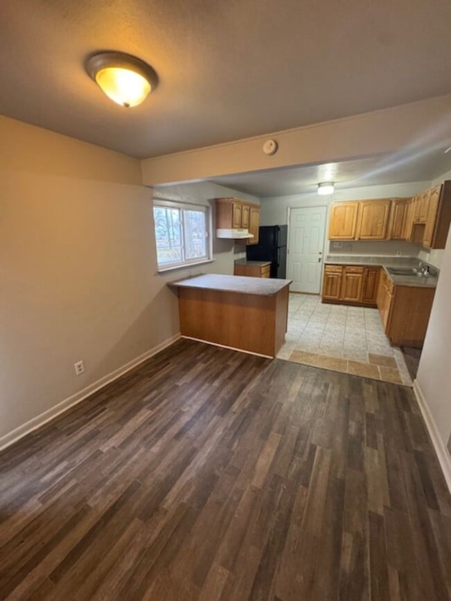 Building Photo - 3519 Abbott St