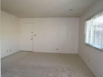 Living room - 2176 Spanishgate Ct