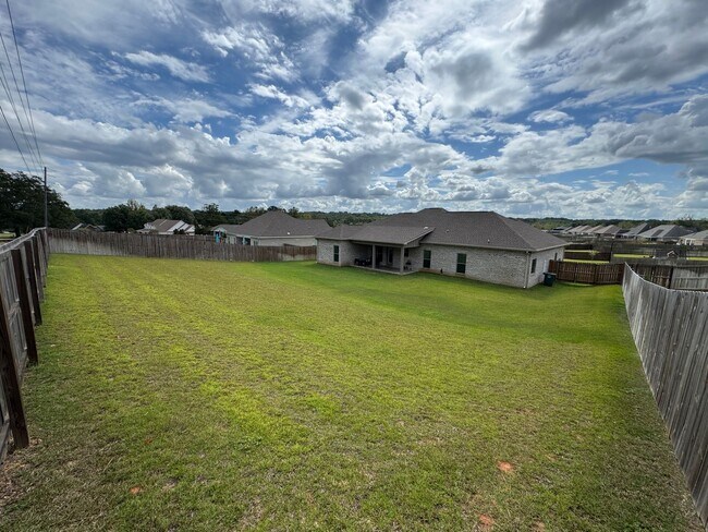Building Photo - The Lakes Subdivision!