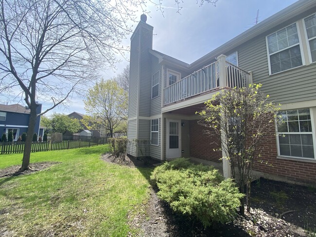 Building Photo - 2111 Camden Ln