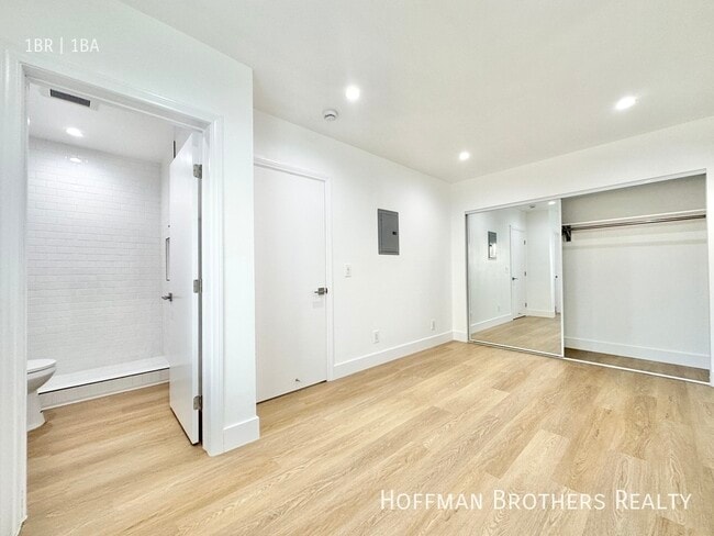 Building Photo - 3422 S Centinela Ave