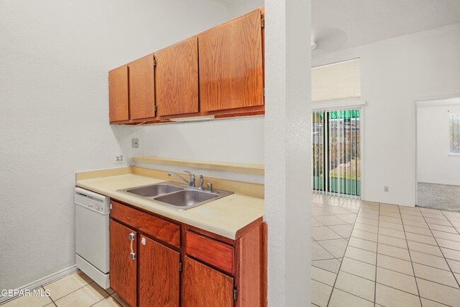 Building Photo - 10207 Angel Falls Pl