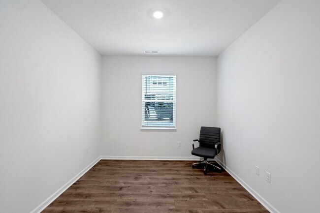 Building Photo - Charming 3BR House in Fuquay Varina
